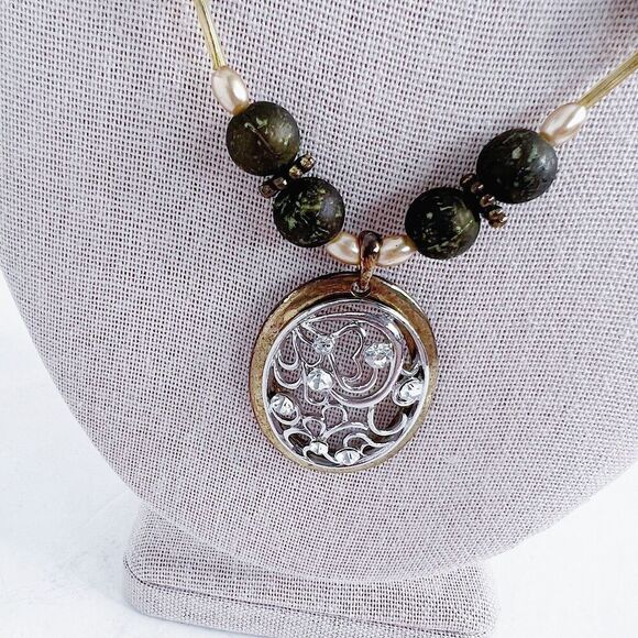 Green Beaded Silver Pendant Statement Necklace Boho - Picture 3 of 7